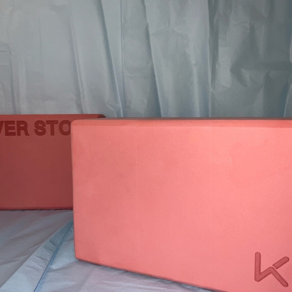 NEVER GIVE UP Motivational Yoga Blocks. - Picture 4 of 5